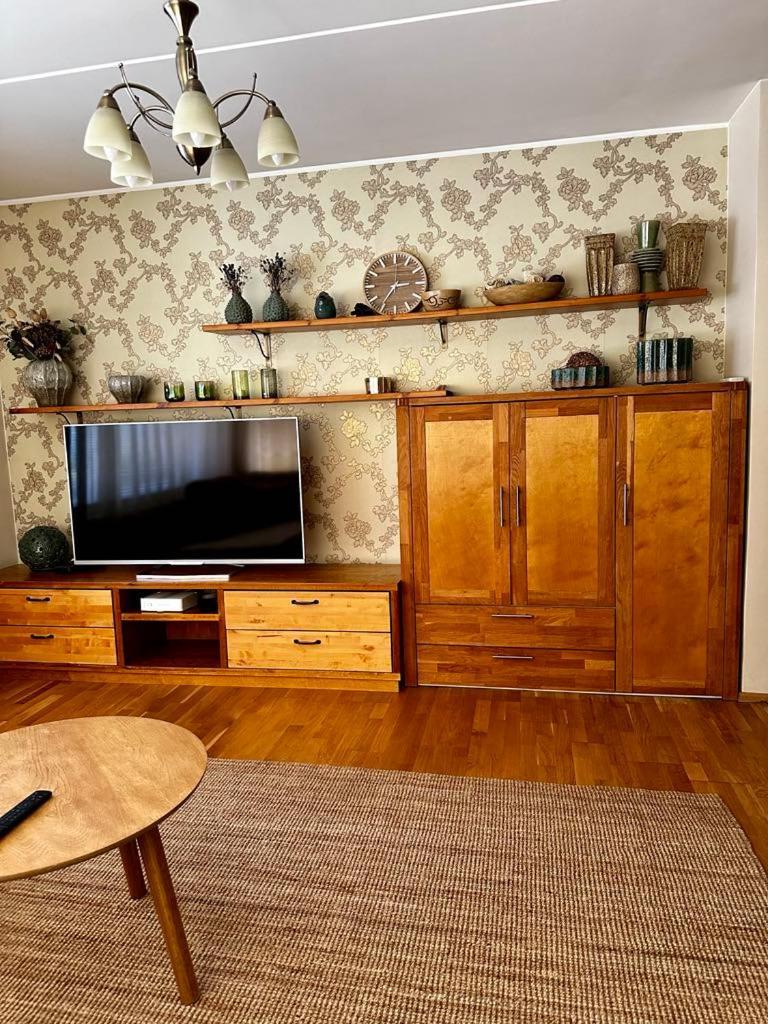 Tolli Apartment Kuressaare Buitenkant foto